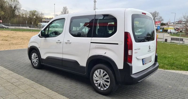 Peugeot Rifter cena 58900 przebieg: 147000, rok produkcji 2019 z Częstochowa małe 277